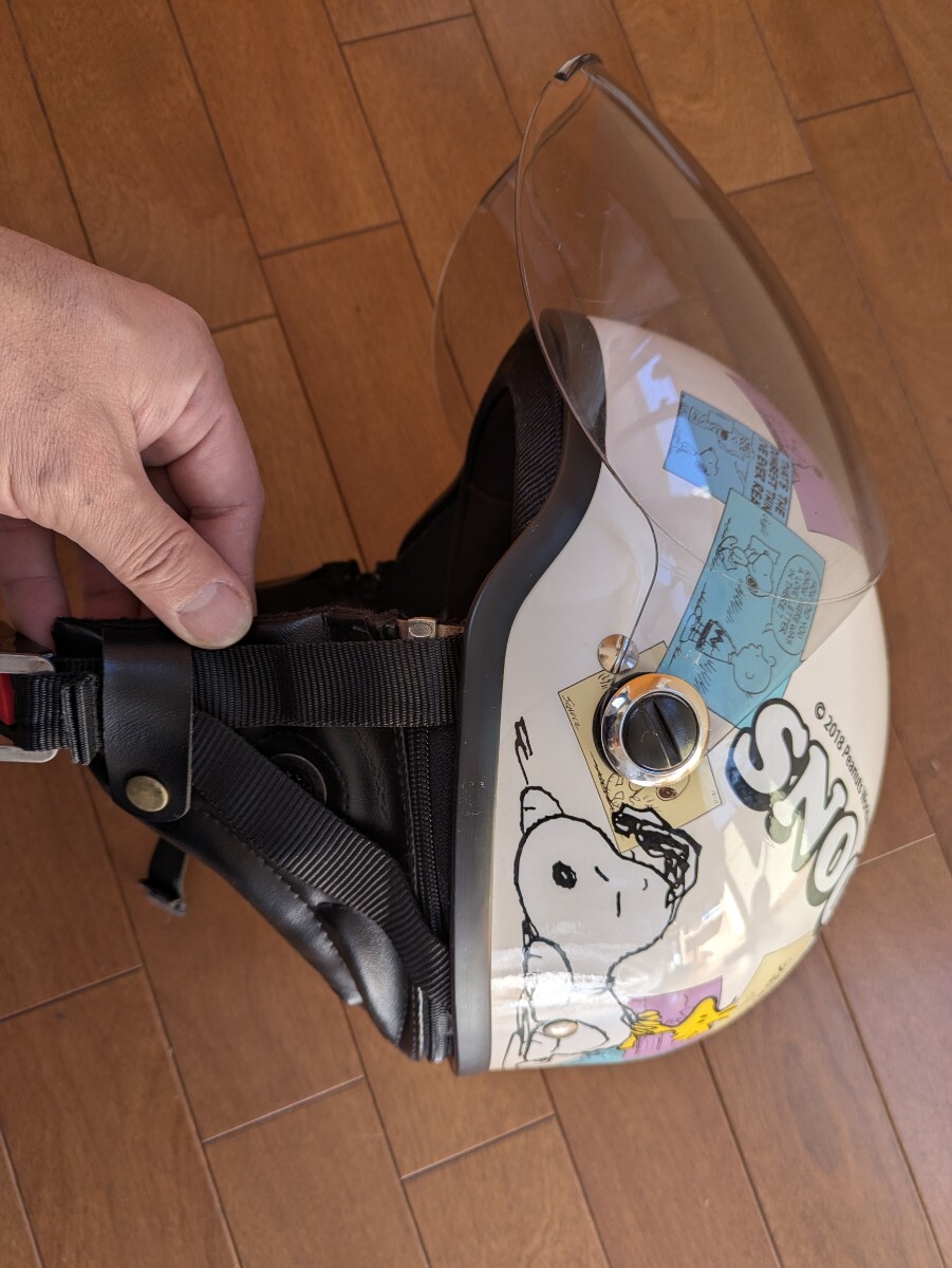 スヌーピー半ヘルメット：中古比較的綺麗と思います。125ccサイズ：フリーサイズです。_6