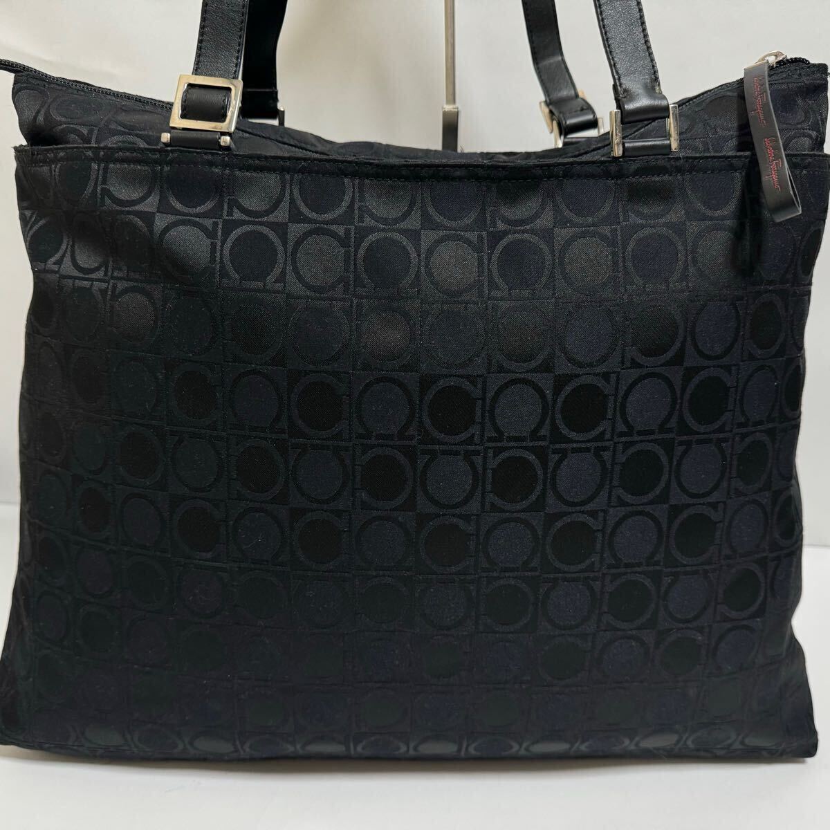 Ferragamo Salvatore 美品 サルヴァトーレフェラガモ サルヴァトーレ 