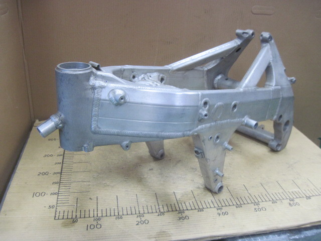 GP MONOレーサー用？？フレーム　よくわからないフレームです 適応不明　検索 ホンダ/RS125R/NX4ベース？？_1