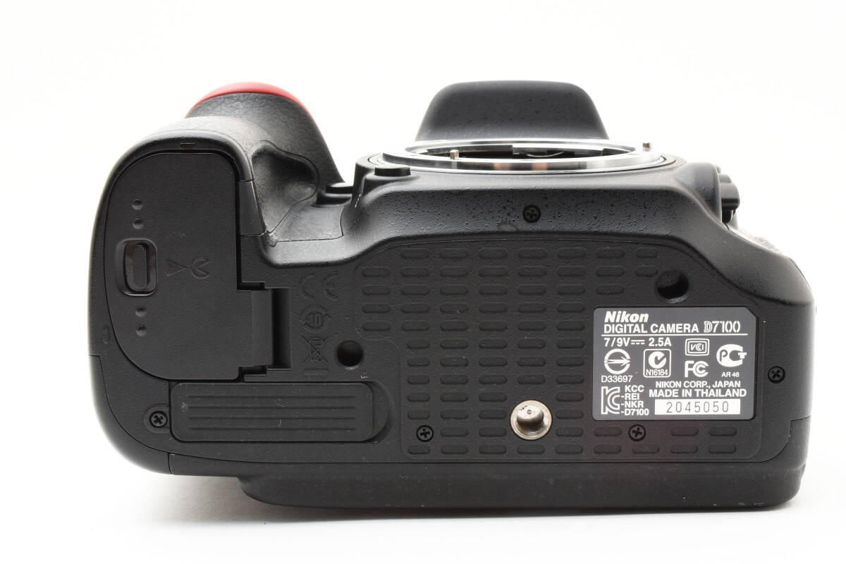 ☆超美品☆ ニコン Nikon D7100 ボディ ショット数4，266枚 元箱☆ワン