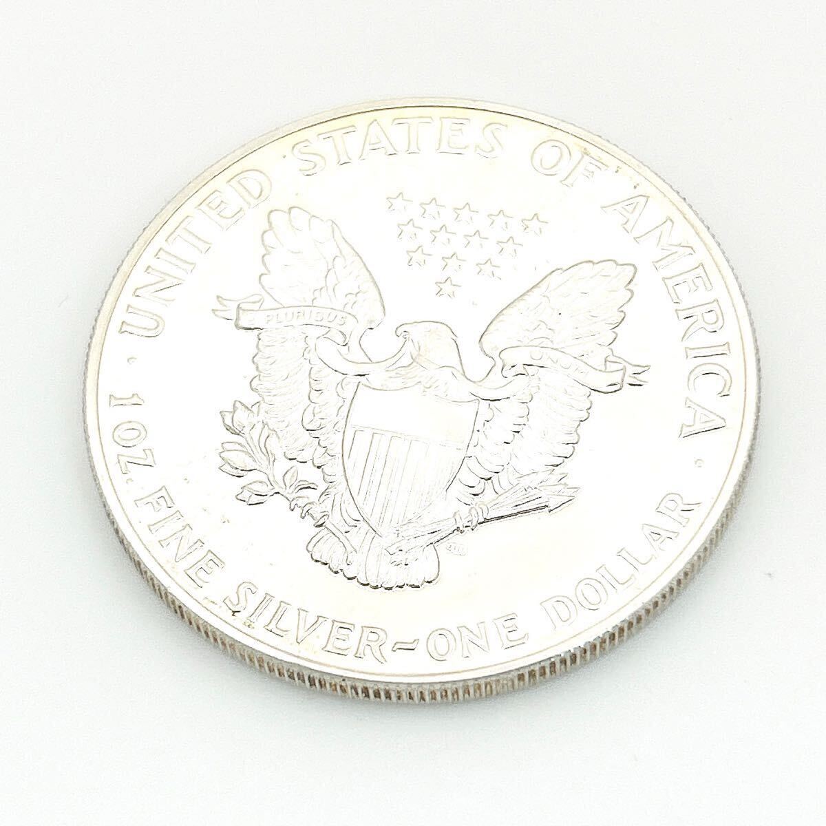 1988年 アメリカ シルバーイーグル銀貨 1オンス リバティコイン
