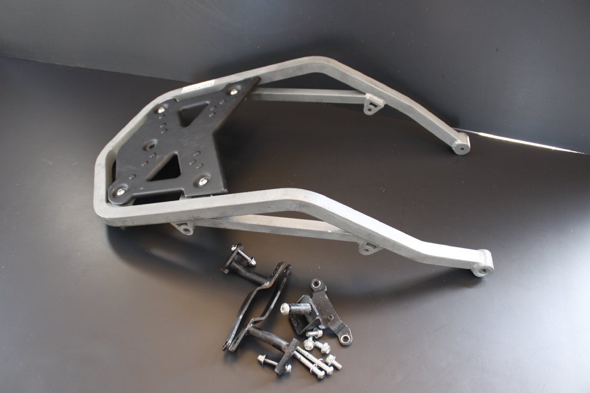 セロー２５０(DG31J) YEC製？リアキャリアセット！