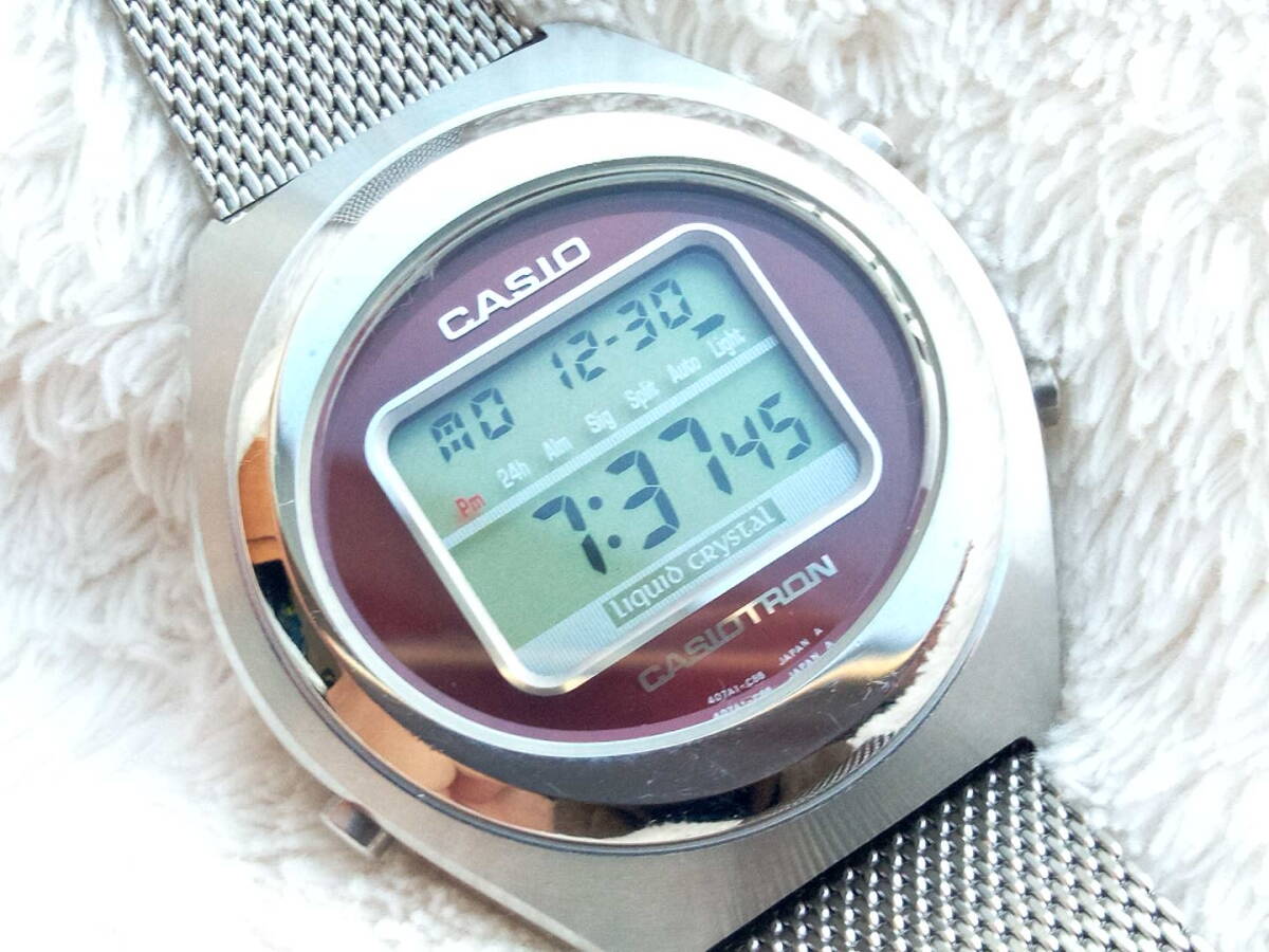美品 CASIO カシオトロン TRN-03 ボルドー デジタル腕時計 90年代 