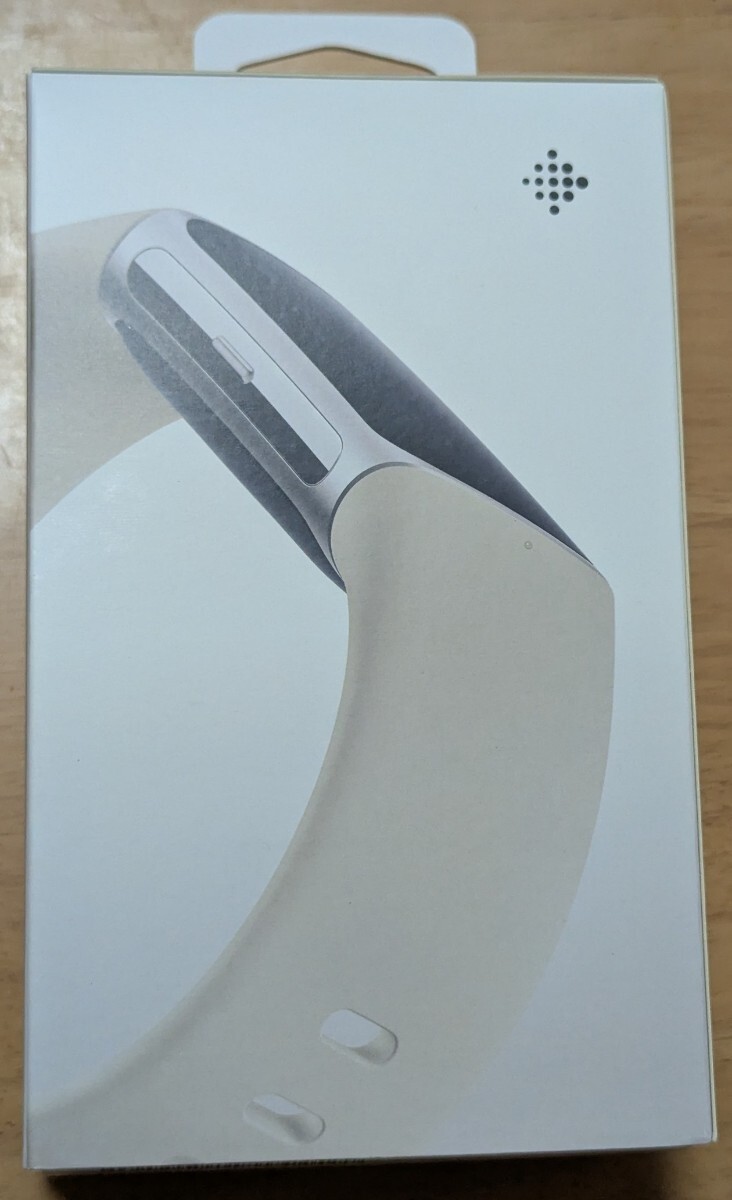 専用ページです。 Fitbit Charge 6 Porcelain/Silver 新品 FitbitCharge6Porcelain