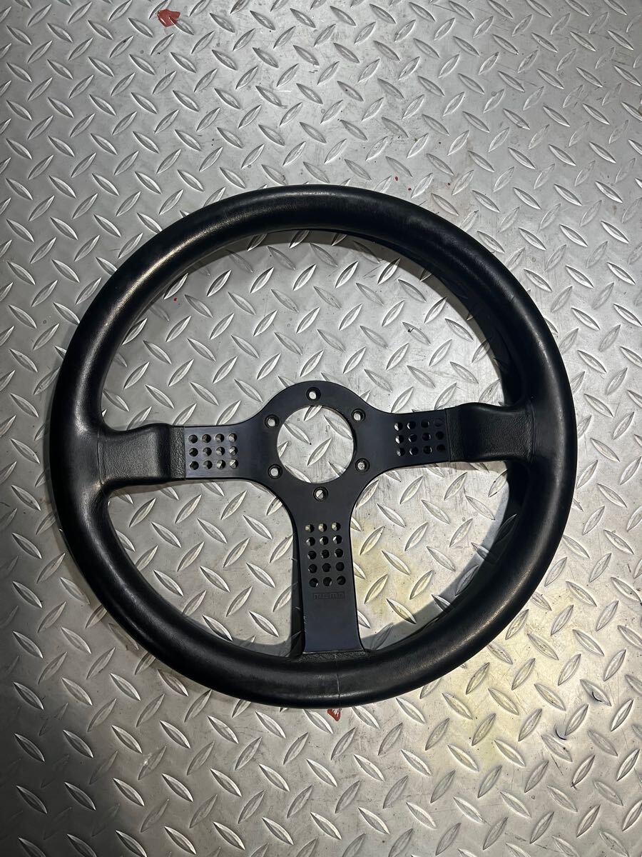 車 MOMO Cavallino 3本スポークレザーステアリング TYP C35