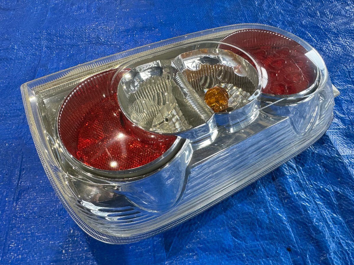 ダイハツ ミラココア L675S テールランプ左右 純正 後期 LED
