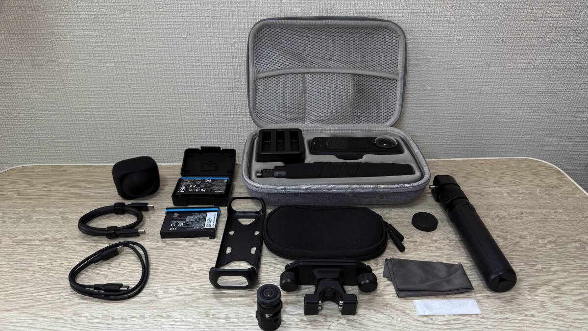 (超美品!)Insta360 X4パワーバンドルとその他周辺機器(お買得)