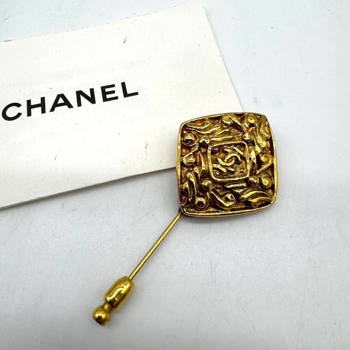 シャネル CHANEL ブローチ 香水瓶ココマーク ピンブローチ AB7207 3277 