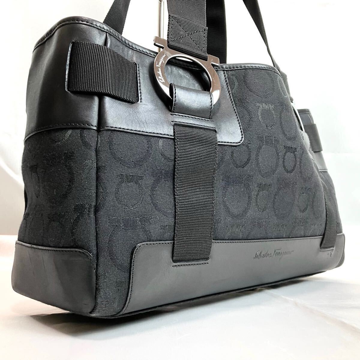 Ferragamo フェラガモ ハンドバッグ Salvatore FERRAGAMO サルバトーレ 