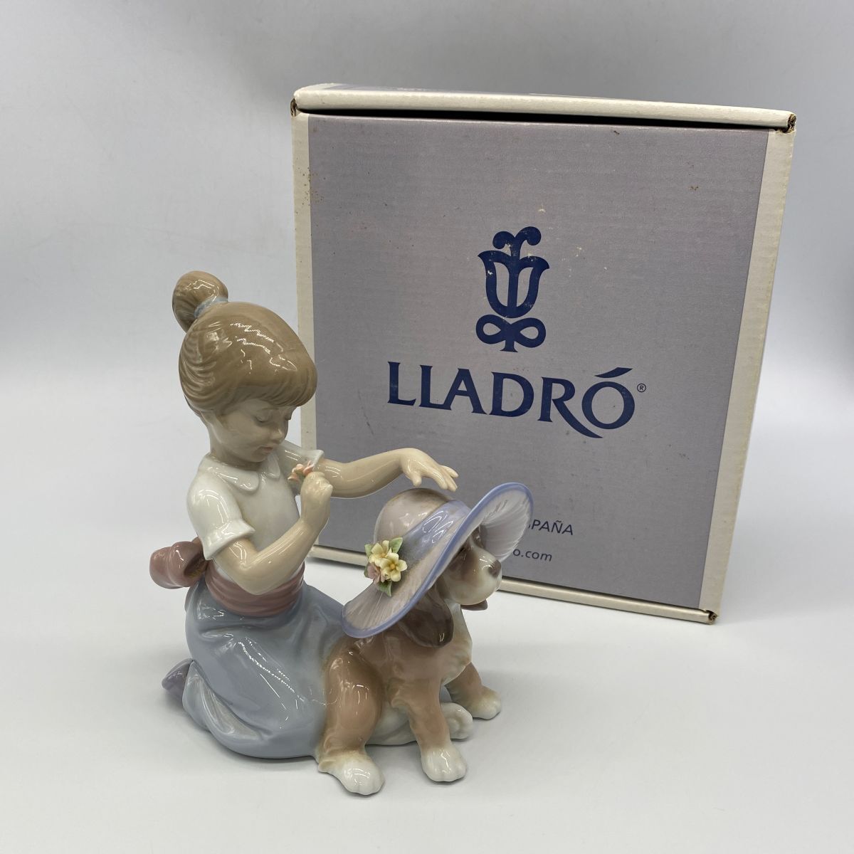 リヤドロ LLADRO フィギュリン 犬 置物 陶器人形 少女 NAO 陶器 人形 