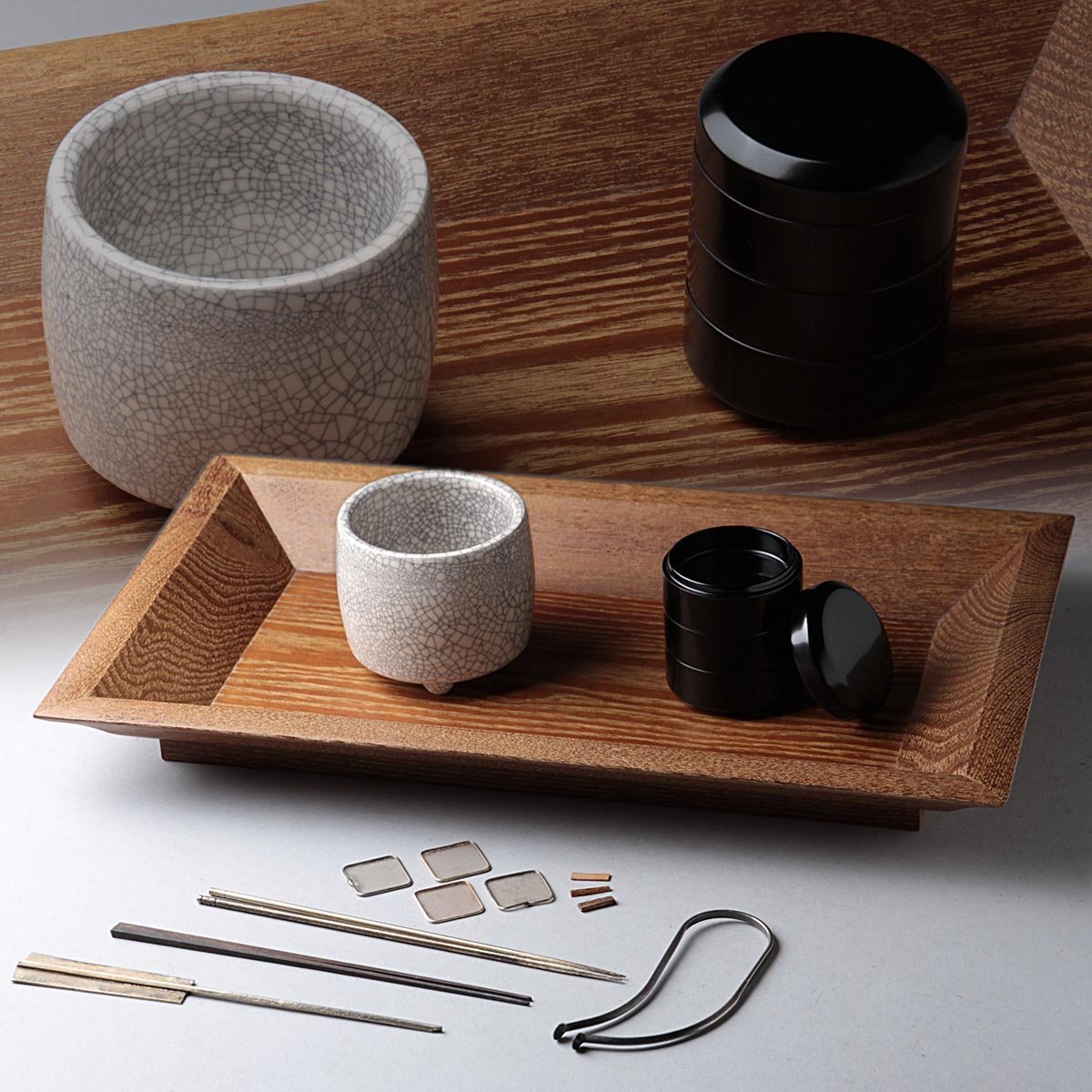 和楽 緑釉 聞香炉 香合 重香合 木製台付 香道具 茶道具 茶道具 香道具 聞香炉 Yahoo!オークション 重香合」工芸品の落札相場