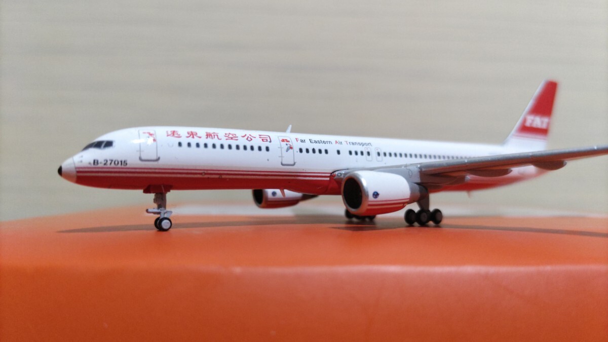 【限定SALE，豊富な】 1/400 B757-200 FAT 遠東航空 B-27015(民間航空機)｜売買されたオークション情報、yahooの商品情報をアーカイブ公開 - オークファン 民間航空機