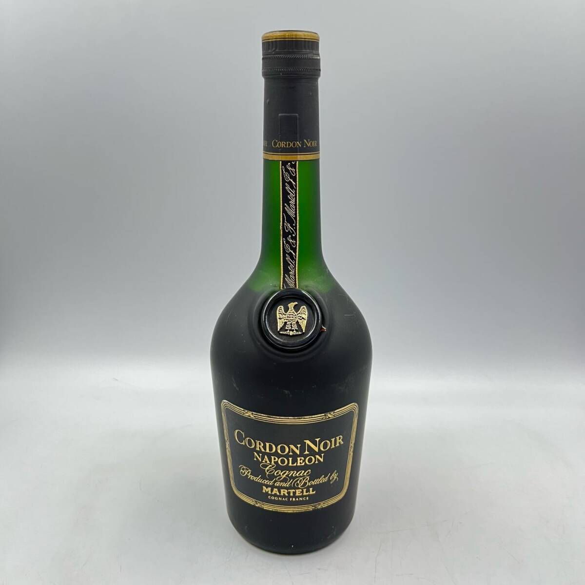 B1898★訳アリ! 未開栓 コルドン ノアー ナポレオン マーテル ブランデー 容量700ml アルコール40％ マーテル ナポレオン MARTELL CHIVAS alc.40% 1円スタート