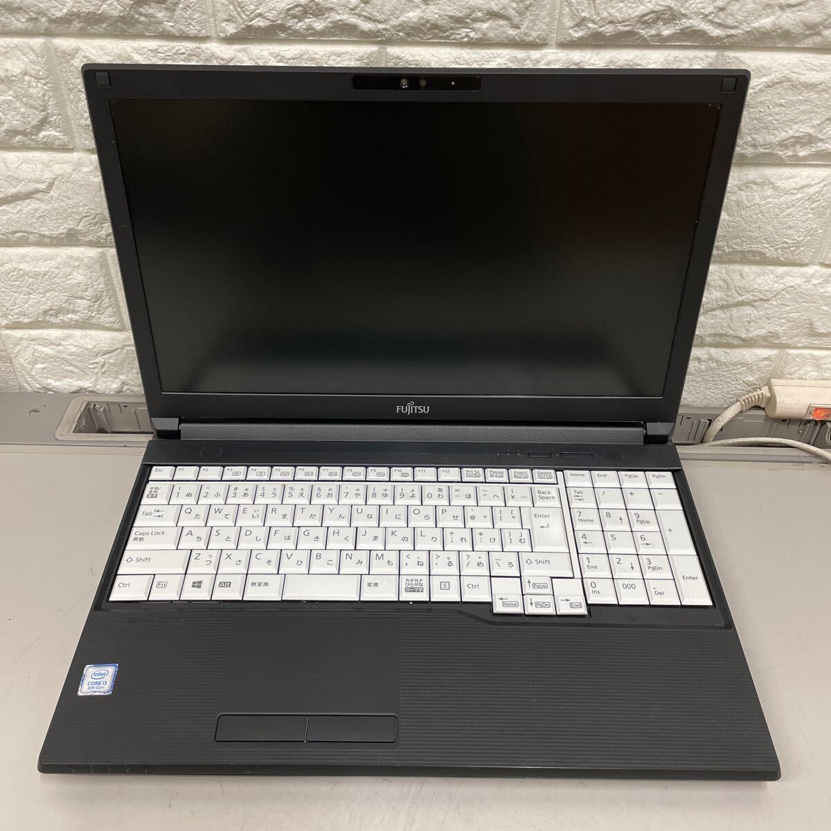 ン8 富士通 LIFEBOOK A579/CX FMVA6602BP Core i3 8145U メモリ8GB