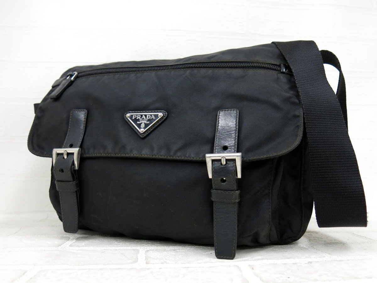 ◆美品◆PRADA プラダ◆メンズ◆ナイロン カーフ レザー 本革◆ショルダー バッグ◆ブラック シルバー金具◆イタリア製◆フラップ◆A9740