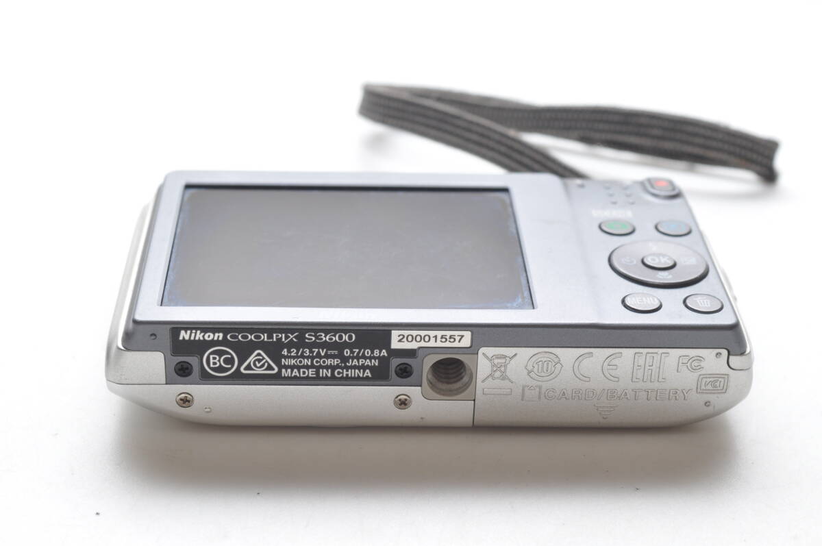 ☆良品☆Nikon ニコン COOLPIX S3600 クリスタルシルバー #B1957