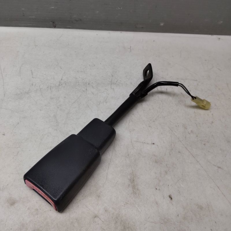 Ｓ２１１Ｐ　ハイゼット　純正　運転席シートベルトバックル　２Ｚ７－２４－２/２５Ｅ１１６５*同梱不可_2