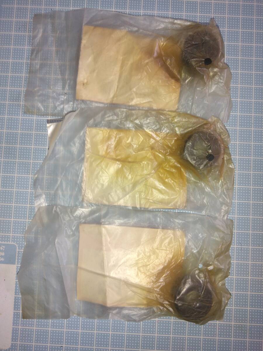 GB400/GB500(NC20/PC16)　純正ウインカーボルトマウンティングラバー/3個セット　33606-428-610_2