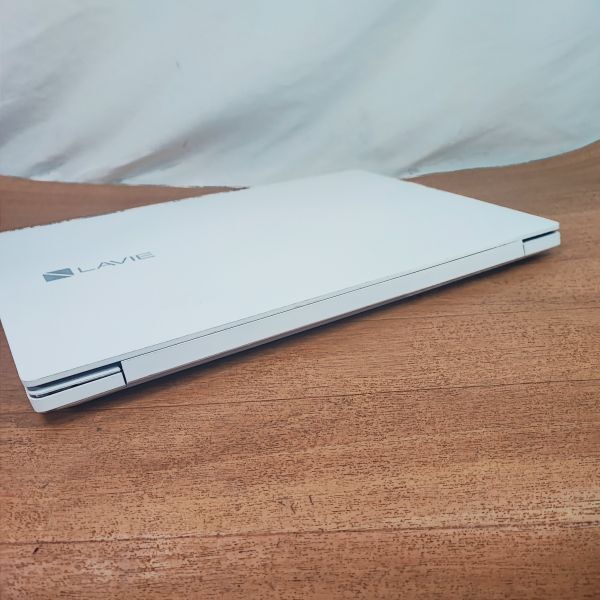 NEC LAVIE NS ⁄ Celeron ⁄ 大画面 ⁄ すぐ使えるPC NEC、Skylake