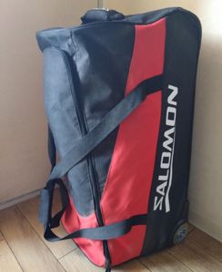 【SALOMON】サロモンキャスター付きバッグ