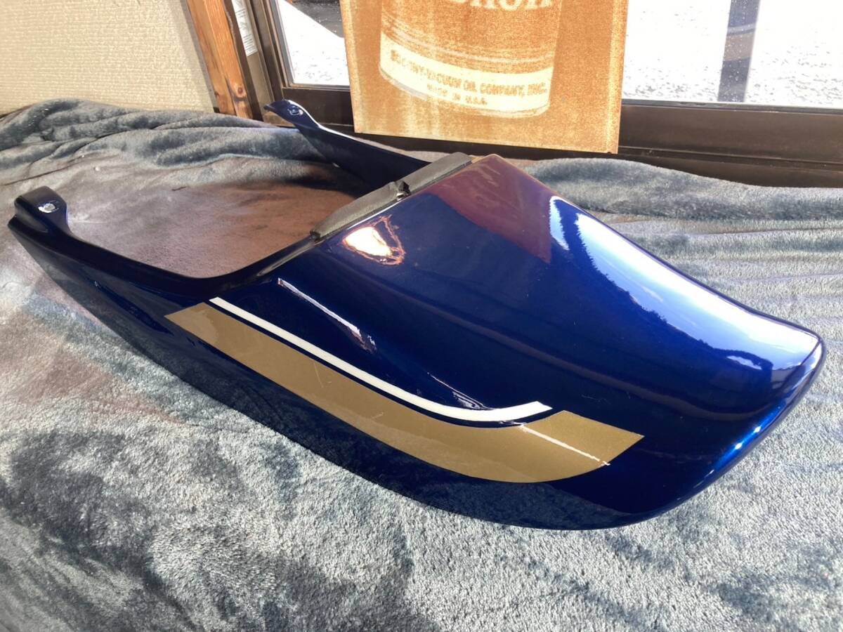 兵庫県明石市より発送！Kawasaki　ゼファー400χ　FRP製テールカウル　　　検)ZEPHYR400χ玉虫タイガー_1