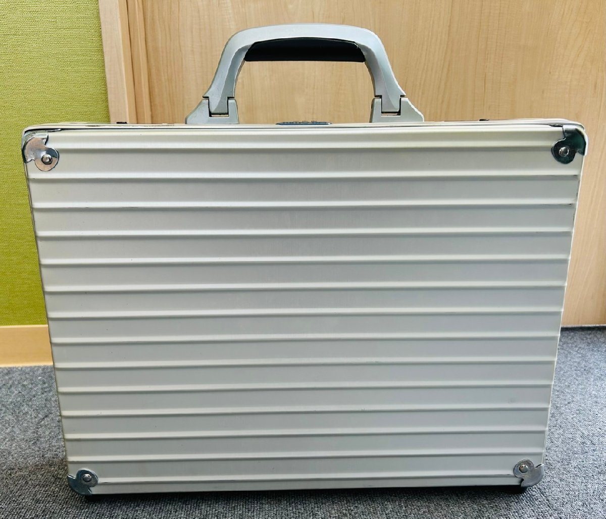 BEF3610】1円スタート RIMOWA リモワ トパーズ ダイヤルロック式