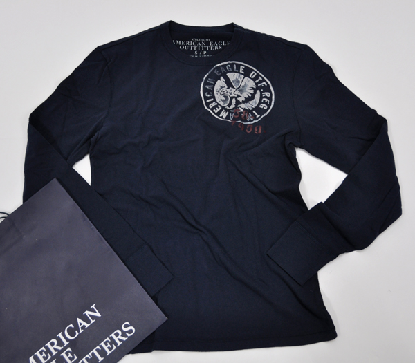 アメリカンイーグル アウトフィッターズ カッコいいロンt紺m L 長袖tシャツ 売買されたオークション情報 Yahooの商品情報をアーカイブ公開 オークファン Aucfan Com