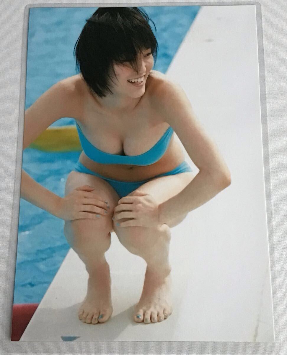 「 山本彩 」写真集 / 100μm ラミネート 雑誌 切り抜き 6P B5 グラビア /アイドル コレクション/ やまもとさやか y510_2