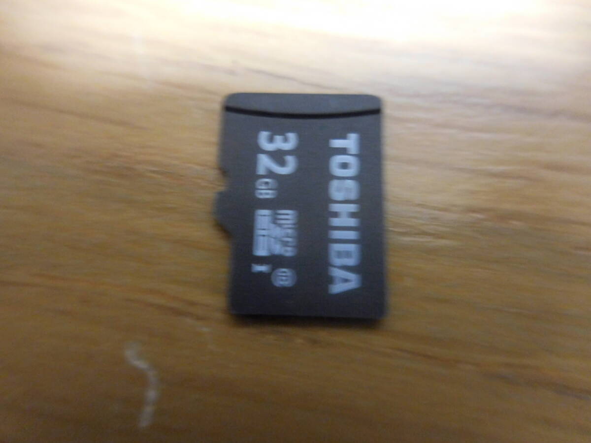 ミラー型ドライブレコーダー　バックカメラ新品_3