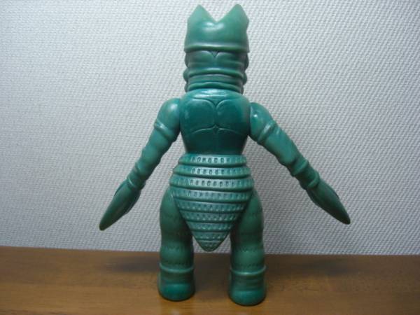 マルサン 当時 水色バルタン星人 ソフビ ブルマァク(バルタン星人