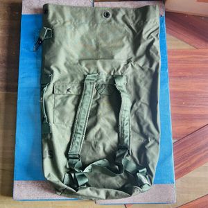 KA13☆ダッフルバッグ☆ミリタリーバック 長期保管品 米軍 W320×D305×H840ｍｍ 登山 キ