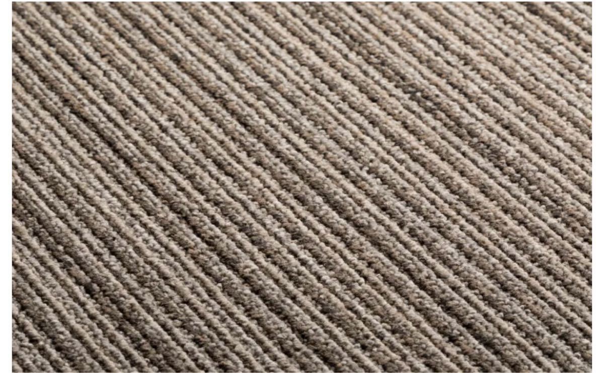 新品.未使用の高級なタイルカーペット　　　(箱入り) (日本製) 50×50 120枚　ブラウンストライプ　100円スタート！maronDNT-782P_7