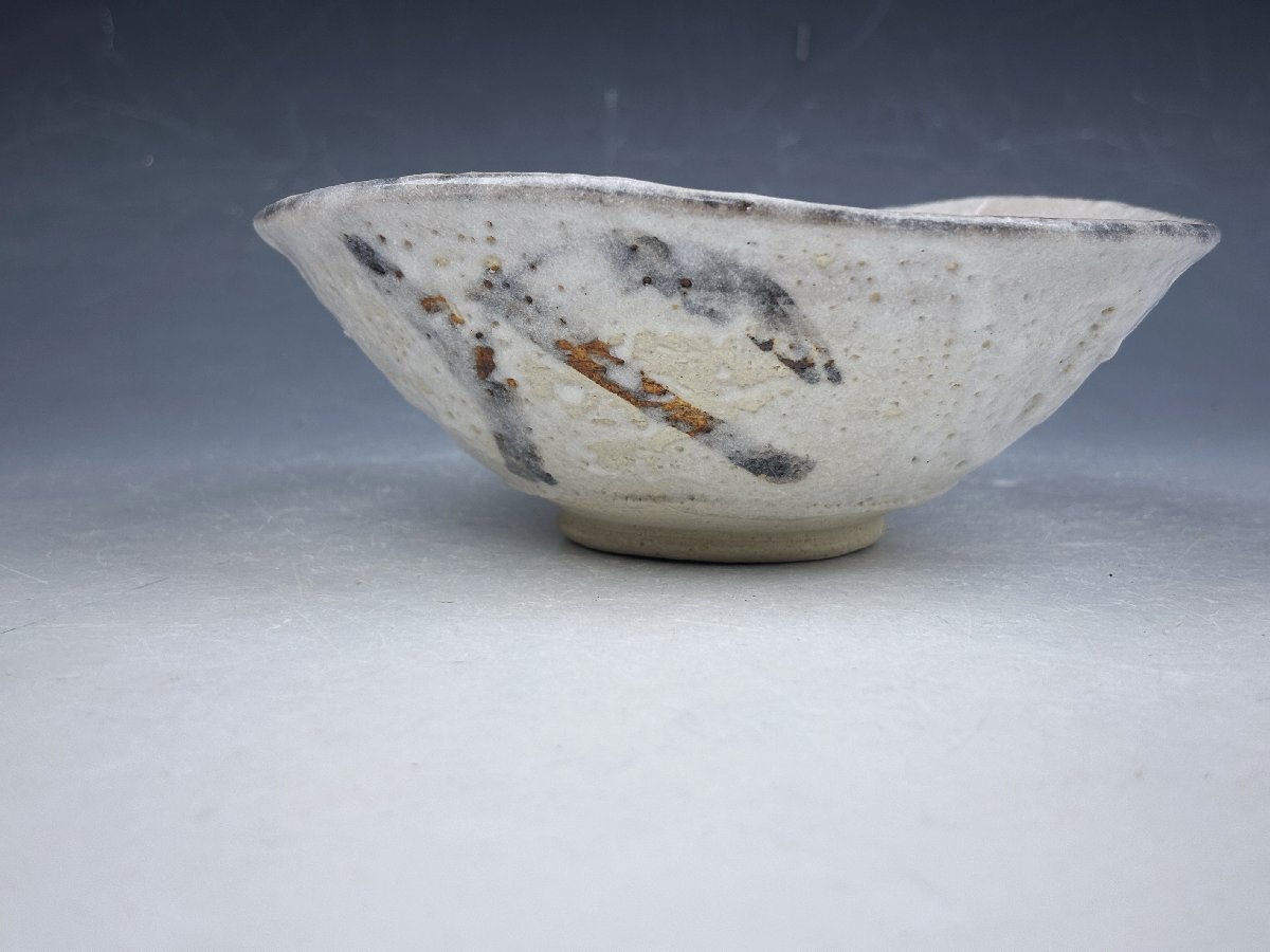 志野焼 山口茂 鉄絵 平茶碗 夏茶碗 抹茶碗 無傷 共箱 茶器 茶道具 和