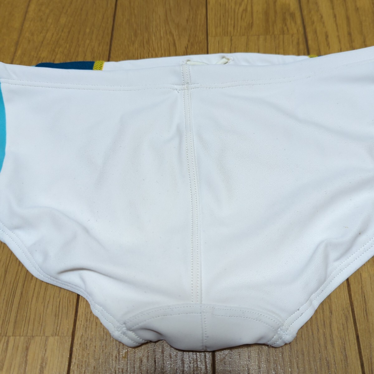 arena 競泳水着 白、ホワイト Mサイズ 競パン LAR-5301 Mサイズ ホワイト×ターコイズ 競パン 競泳水着 メンズ ビキニ