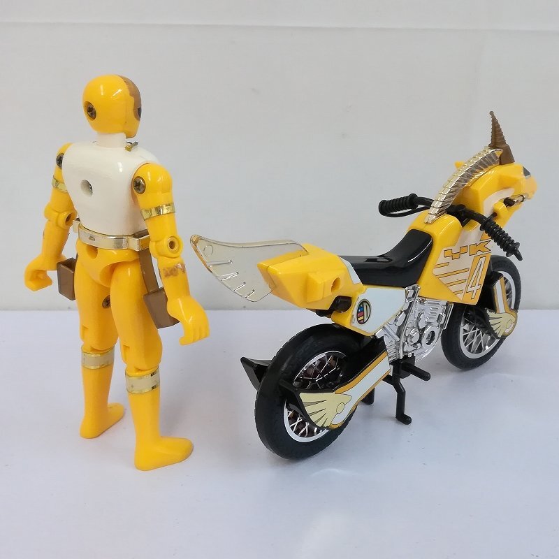 mV602a [当時物] バンダイ 五星戦隊 ダイレンジャー イエローキバー4号