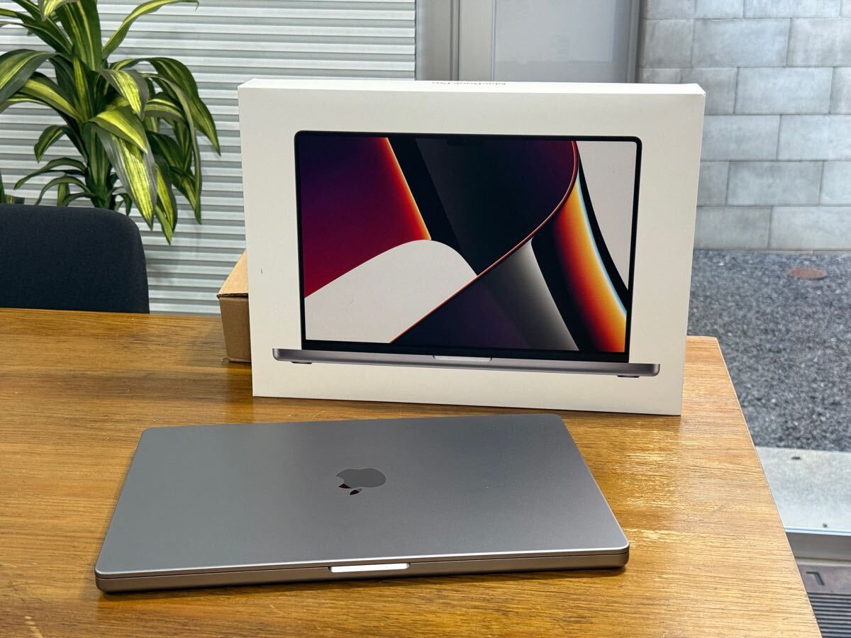 M1 Max フルスペック MacBook Pro 16インチ スペースグレー 10コアCPU / 32コアGPU / 64GB メモリ/ 8TB SSD_1
