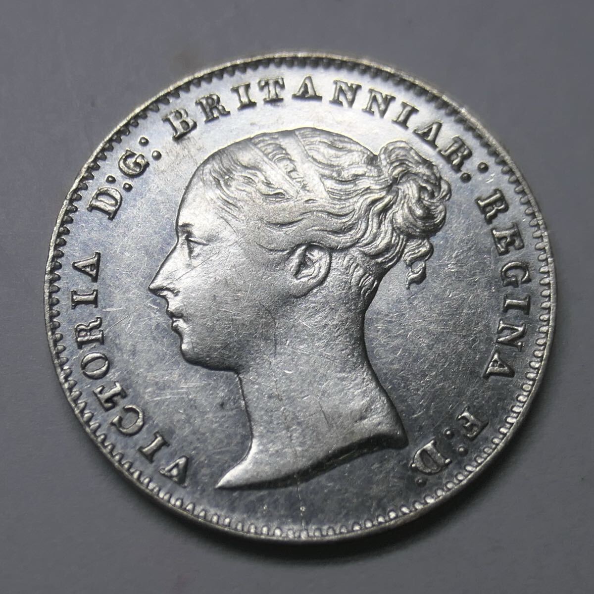 76.イギリス 3ペンス銀貨 1858年 未使用 ヴィクトリア女王 外国コイン アンティークコイン 古銭(ヨーロッパ)｜売買されたオークション情報、Yahoo!オークション(旧ヤフオク!)  の商品情報をアーカイブ公開 - オークファン（aucfan.com）