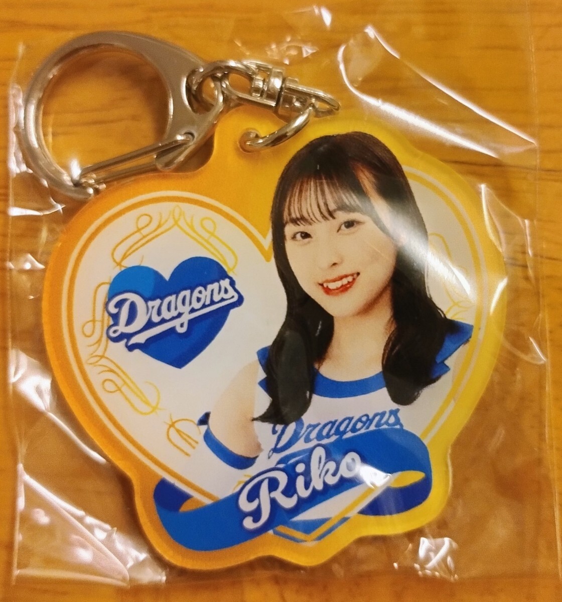 中日ドラゴンズ チアドラゴンズ 2025 野球ガチャ チアドラデー限定 全16種 アクリルキーホルダー RIKO 1個 新品未開封品_1