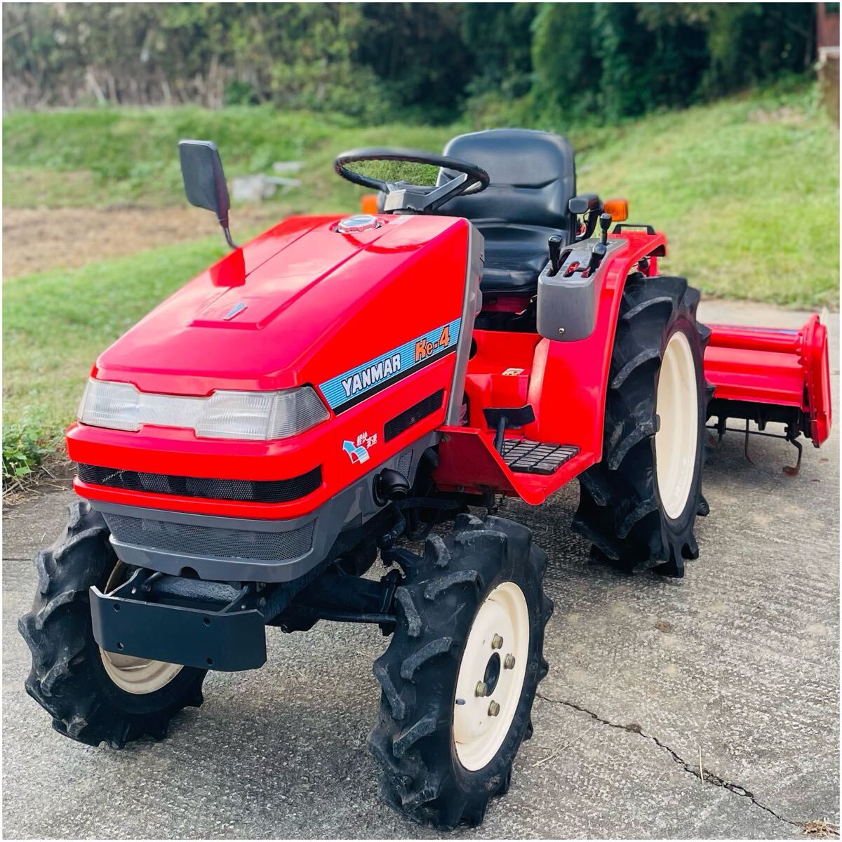 ☆ヤンマー トラクター KE-4 ☆14馬力 ☆4WD ☆411 時間(車体)｜売買 