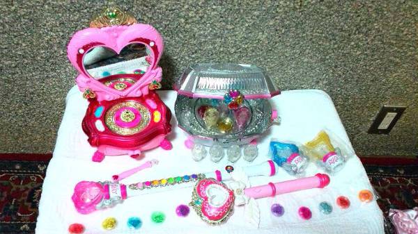 ハートキャッチプリキュア フレッシュプリキュアグッズ4点セット プリキュア 売買されたオークション情報 Yahooの商品情報をアーカイブ公開 オークファン Aucfan Com