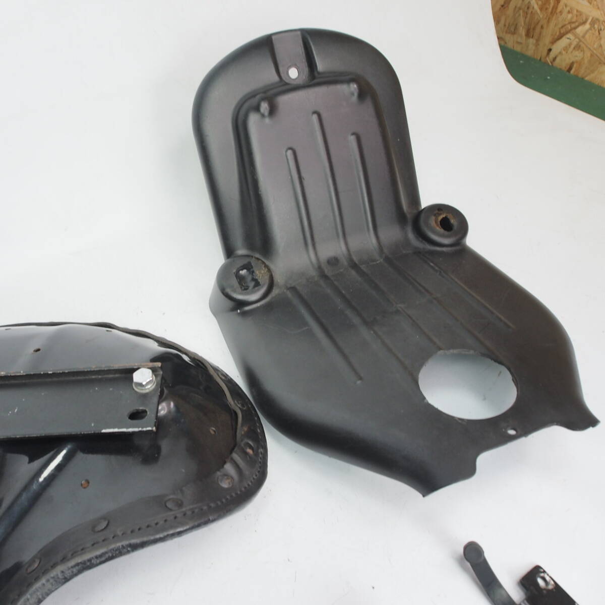 ショベル ポリス ソロシート Tバー付き ハーレー ソロシート サドルシート ポリスシート ショベル エボ V-TWIN