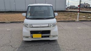 ダイハツタントカスタム4WD