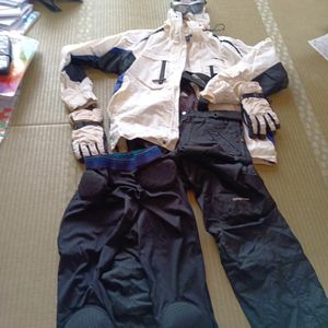 上下セット スキーウェア ボードウェアー　ゴーグル　インナーパット　まとめて　Mサイズ