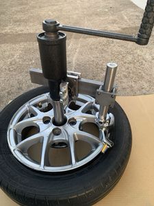 更新 楽々 手動式タイヤチェンジャー