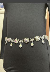 ベリーダンスボディチェーン＆ピアスネックレス♪キラキラ衣装の雰囲気チェンジに