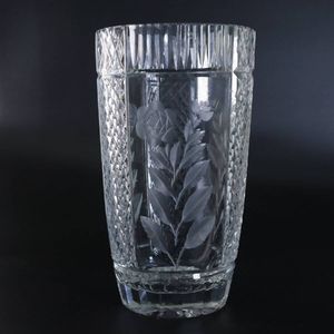 カメイガラス 花瓶の値段と価格推移は？｜31件の売買データからカメイ