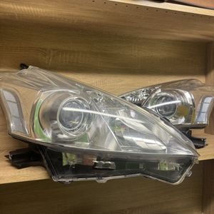 プリウス 30 前期 ヘッドライト 左右の値段と価格推移は？｜47件の売買