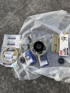 ホンダ　CBR250RRMC51 サンスター　Fドライブ　リアスプロケット セット　415チェーン付