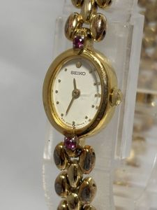 セイコー 1E20の値段と価格推移は？｜281件の売買データからセイコー