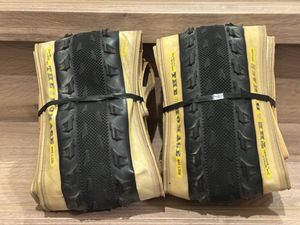 SIMWORKS 650B×55 オマージュ　シムワークス　THE HOMAGE　27.5 bluelug